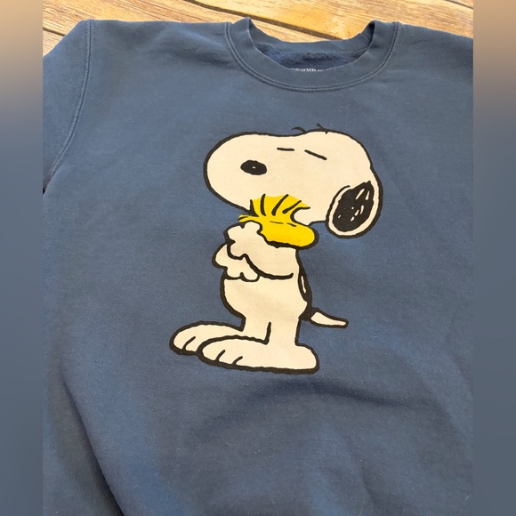 Peanuts Blue Sweater with Snoopy Design - Picture 2 of 5
